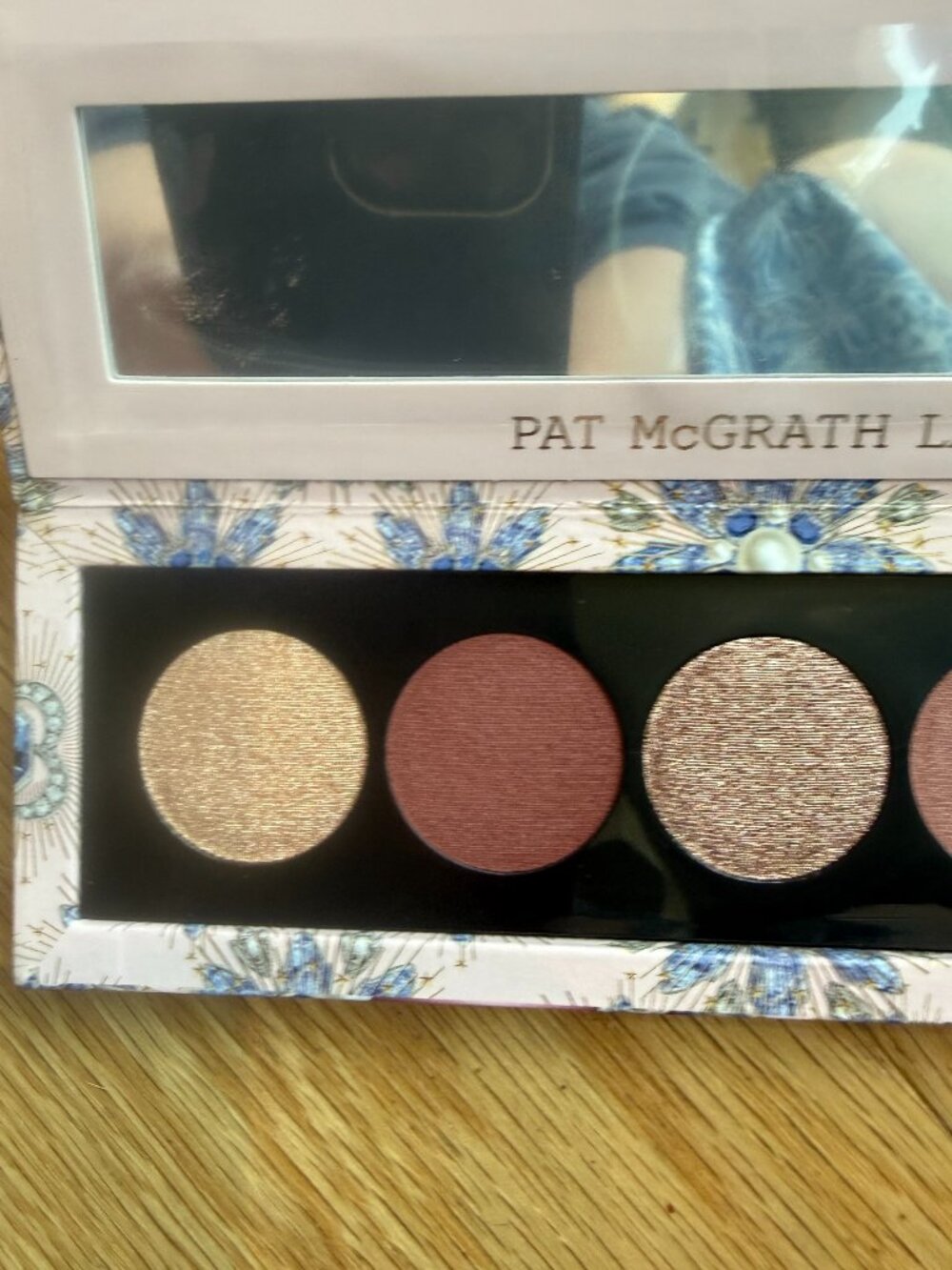 Pat McGrath Labs Bijoux Brilliance Palette | Sunset Romance | Limited Edition - Picture 4 of 6